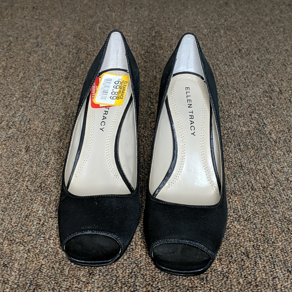 Brand New Ellen Tracy Dress Shoes Heels